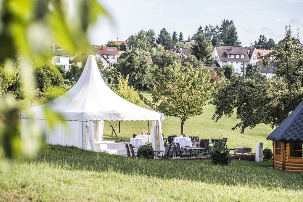 Hotel Restaurant Vinothek Lamm Bad Herrenalb Exterior foto